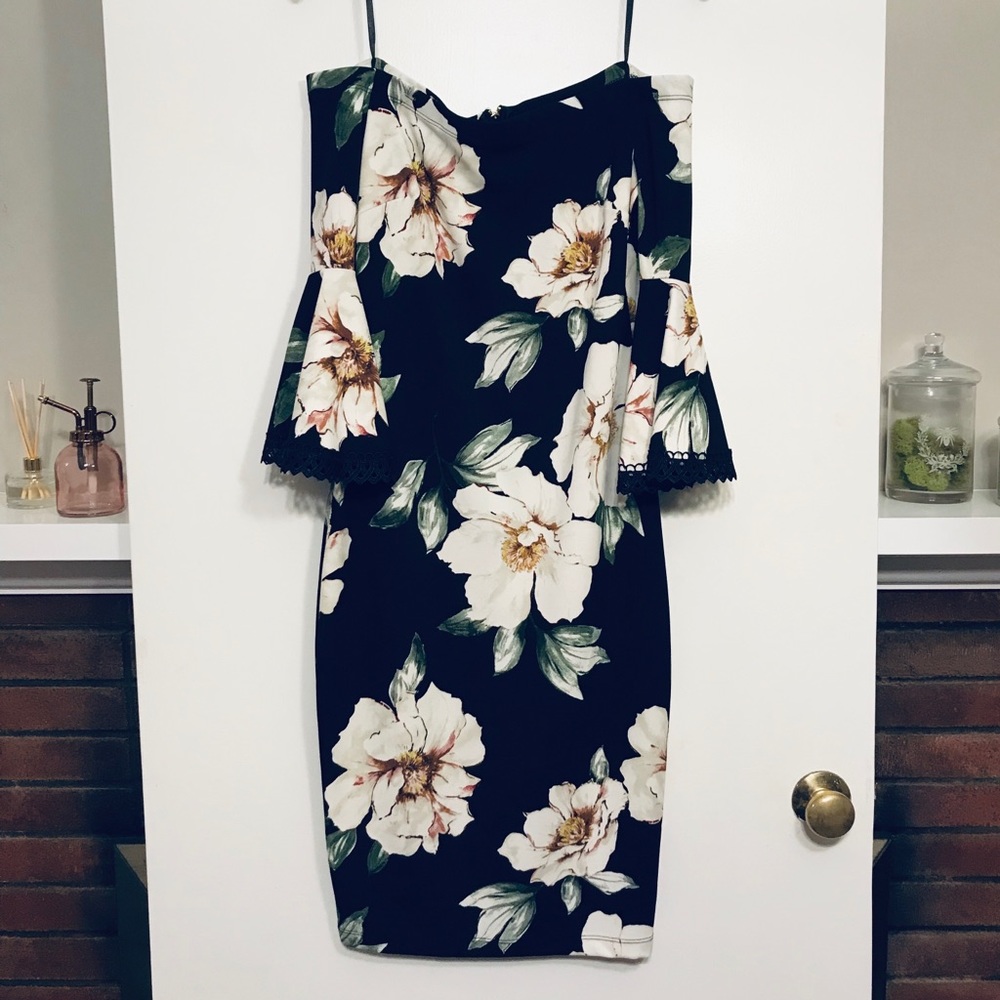 NWT! Floral off-shoulder dress w/ bell sleeve